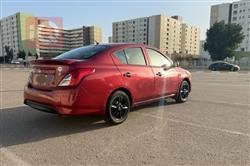 نيسان فيرسا